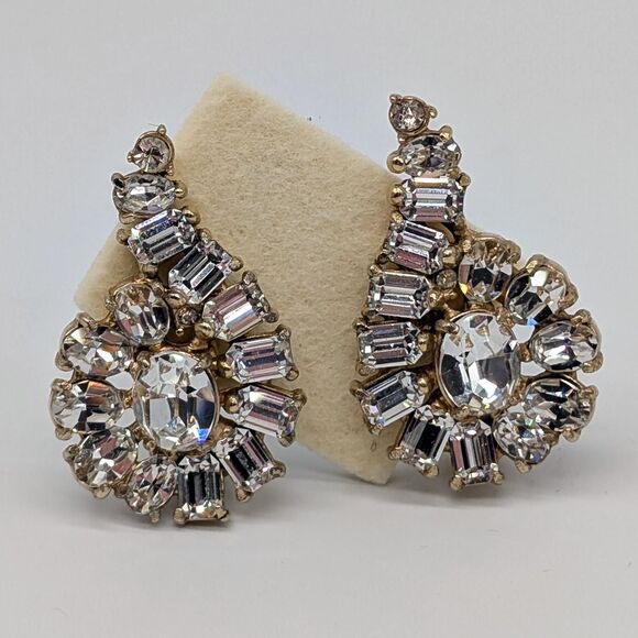 Glamorous HOLLYCRAFT Clip-on Rhinestone Earrings - Vintage Midcentury - Picture 3 of 7
